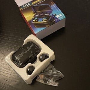 Ami M10 Wireless Earbuds with Blue Charging Case